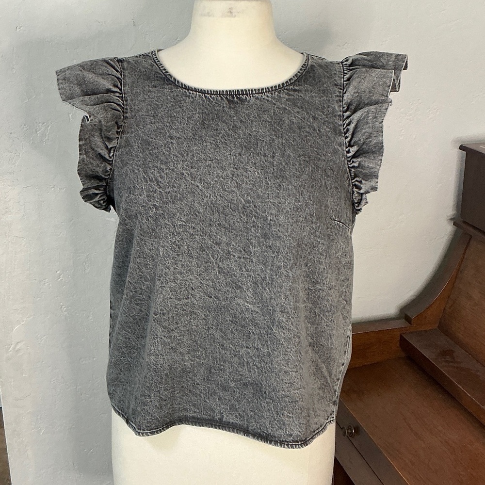 NANETTE LEPORE denim blouse Women’s size S